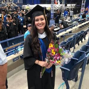 Meet your Posher, Emilie